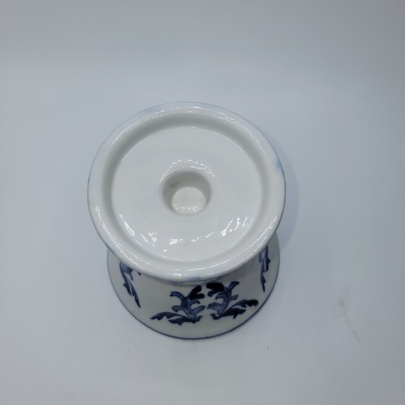 Blue White Ceramic Candle Holder Delft Style Hand‎ Painted Floral Design Pottery - Picture 3 of 3